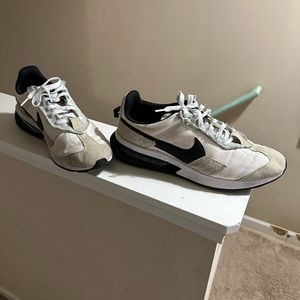 Nike PreDay Cream and Black size15mens